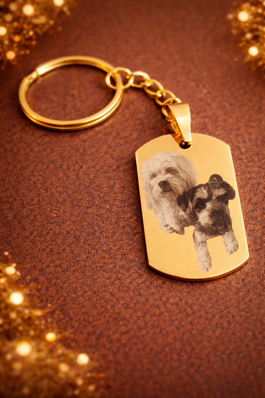 goldener Schlüsselanhänger mit Hundefoto